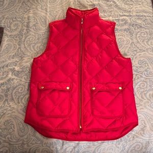 J. Crew red puffy vest, new, warm! Medium.